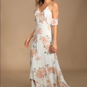 Lulu's Dresses - IVORY FLORAL PRINT MAXI DRESS Lulu's Dresses - IVORY FLORAL PRINT MAXI DRESS